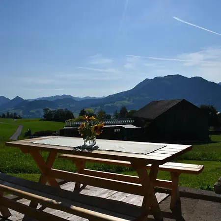 شقة Ferienwohnung Brittenberg Hergatz